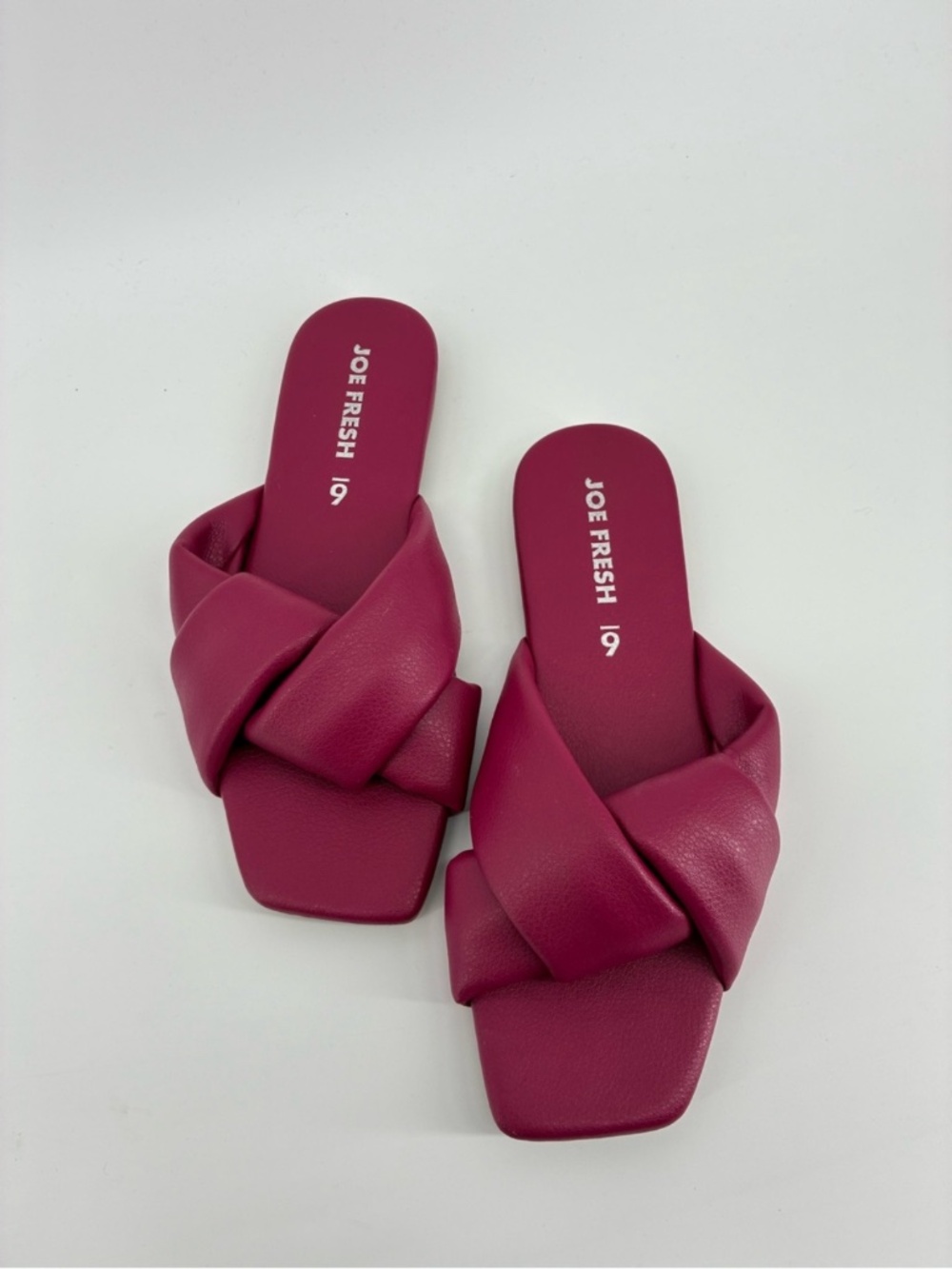 MASSIVE $10 SALE Joe Fresh Women's Braided Slide Sandals - Berry Pink